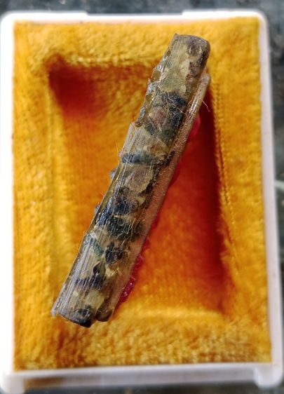 พระสมเด็จพลอยจันทบุรี รูปที่ 3