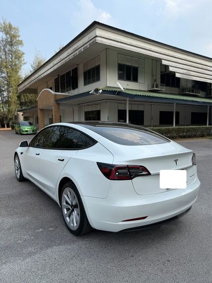 รถ Tesla Model-3 Long Range 4WD สี ขาว