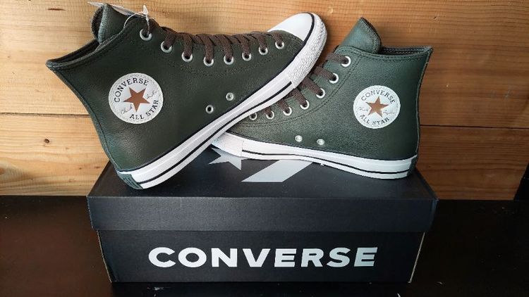อื่นๆ หนังแท้ รองเท้าผ้าใบ UK 9 | EU 43 1/3 | US 9.5 รองเท้าconverse หุ้มข้อหนัง