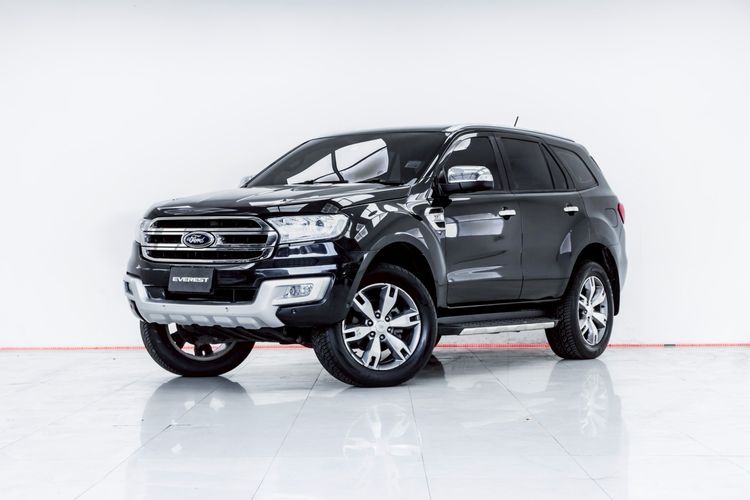 รถ Ford Everest 3.2 Titanium Plus 4WD สี ดำ