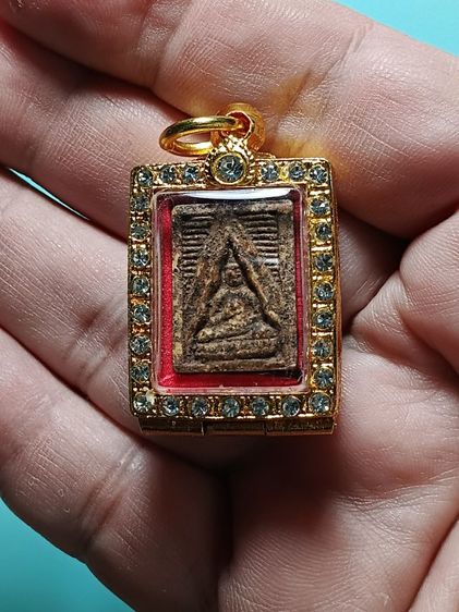 พระวัดปากน้ำ รุ่นแรก มีเคลือบเก่า พระเก่าเก็บบนหิ้งบ้านคุณย่าแถวย่านภาษีเจริญ เก่ามากไม่ได้ทำความสะอาด มีขี้มด ขี้ยุง ยักใย่ เต็มองค์พระ  รูปที่ 7