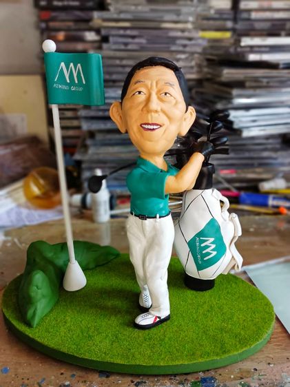 ของขวัญผู้ใหญ่เกษียณตุ๊กตาปั้นตามสั่ง ปั้นตามแบบลูกค้าต้องการสั่งปั้นออนไลน์ รูปที่ 8