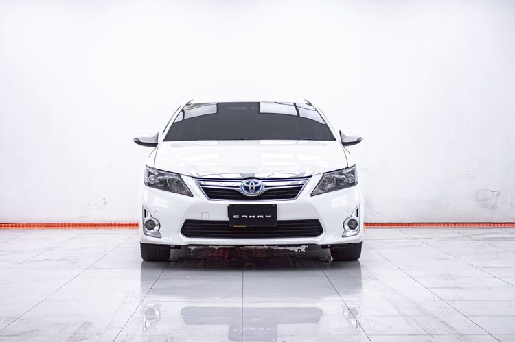 Toyota Camry 2013 2.5 HV Sedan ไฮบริด ไม่ติดแก๊ส เกียร์อัตโนมัติ ขาว รูปที่ 4