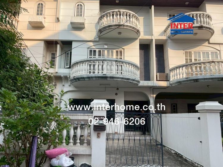 ทาวน์โฮม 3 ชั้น 31 ตร.ว. หมู่บ้านราชาวิลล่า ลาดพร้าว 67-2 ซอยลาดพร้าว67-2 ถนนลาดพร้าว เขตบางกะปิ กรุงเทพมหานคร