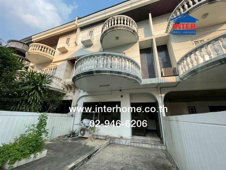 ทาวน์โฮม 3 ชั้น 31 ตร.ว. หมู่บ้านราชาวิลล่า ลาดพร้าว 67-2 ซอยลาดพร้าว67-2 ถนนลาดพร้าว เขตบางกะปิ กรุงเทพมหานคร รูปที่ 2