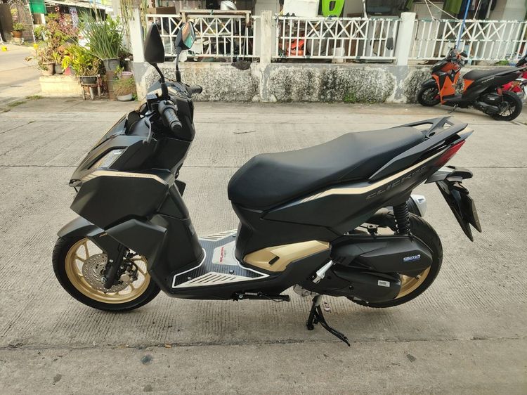 🛵ยังไงก็ขาย CLICK160 i ปี 68 เครื่องดี สีสวย สตาร์ทมือ กุญแจรีโมท วิ่งน้อย4000โล เล่มชุดโอนครบ+เปลี่ยนถ่ายน้ำมันเครื่องฟรี ส่งฟรี30 ก.ม รูปที่ 2