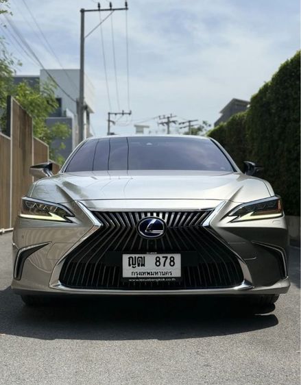 Lexus ES300h 2019 2.5 Premium Sedan เบนซิน เกียร์อัตโนมัติ บรอนซ์เงิน รูปที่ 2