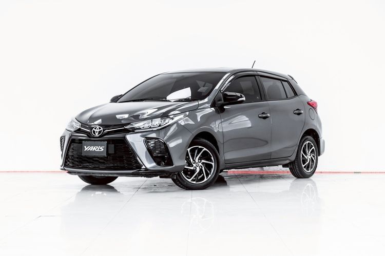 รถ Toyota Yaris 1.2 Sport สี เทา