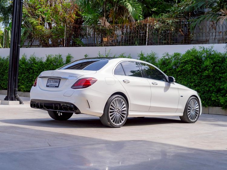 Mercedes-Benz C-Class 2020 C300 Sedan ปลั๊กอินไฮบริด (PHEV) ไม่ติดแก๊ส เกียร์อัตโนมัติ ขาว รูปที่ 4