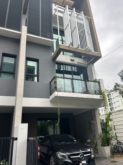 Bless Town สุขุมวิท50 โฮมออฟฟิศใกล้BTS