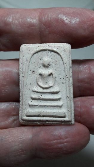 พระสมเด็จ พิมพ์ใหญ่ รูปที่ 8