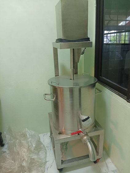 ขายเครื่องกวนแชมพู เครื่องผสมอาหาร ขนาด 100 ลิตร ของใหม่มือ 1 เก่าเก็บ ราคาถูก