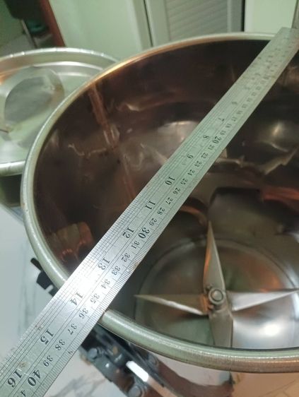 ขายเครื่องปั่นน้ำแข็งเกล็ดหิมะ เครื่องปั่นน้ำผลไม้ ขนาดถัง 13x18 นิ้ว ของใหม่มือ 1 เก่าเก็บ ราคาถูก รูปที่ 4