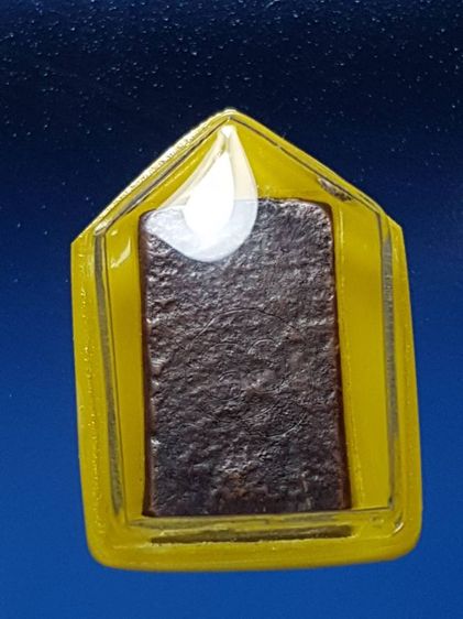 เหรียญหล่อพระพุทธ หลวงปู่ศุข วัดปากคลองมะขามเฒ่า สร้างราวปี2460 ด้านหลังมีลงจารอักขระด้วยหลวงมือหลวงปู่ พระสวยเนื้อจัดเเดงเข้มดูเข้มขลังมาก รูปที่ 5