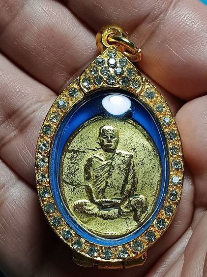 เหรียญหลวงพ่อมา วัดหาดสูง รุ่นเเรก ปี2480 จ.ปราจีนบุรี สภาพสวยมาก ปิดทองเก่าเดิมมาทั้งองค์ หาชมยาก รูปที่ 7