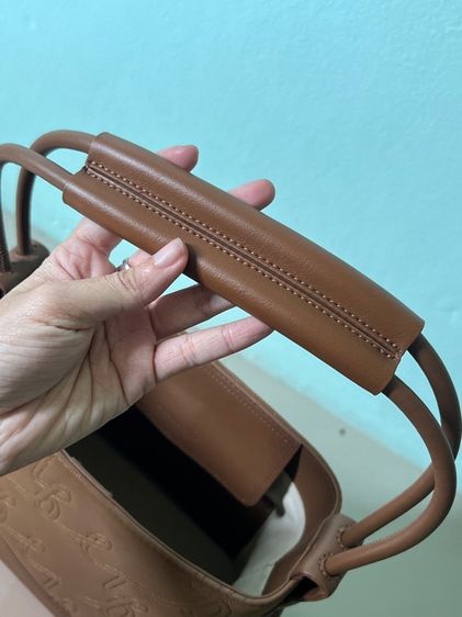 กระเป๋า A Treasure Box รุ่น 𝐀𝐥𝐥 𝐃𝐚𝐲 𝐑𝐨𝐜𝐤𝐲 𝐑𝐨𝐚𝐝 🤎 รูปที่ 8