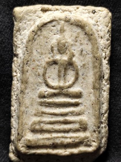 พระสมเด็จพิมพ์ฐานคู่เก่าเก็บครับ