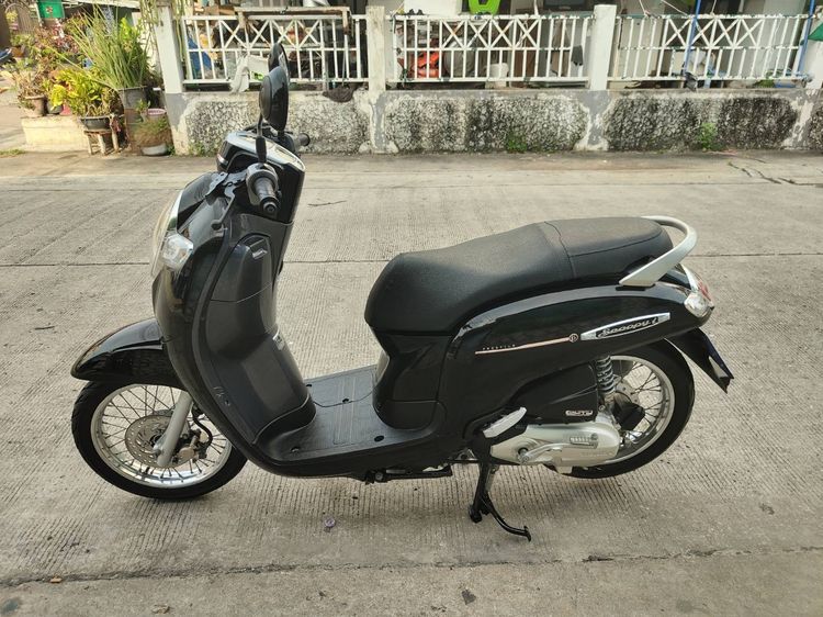 🛵ยังไงก็ขาย SCOOPY-i ปี 63 เครื่องดี สีสวย สตาร์ทมือ เล่มชุดโอนครบ+เปลี่ยนถ่ายน้ำมันเครื่องฟรี ส่งฟรี30 ก.ม รูปที่ 2