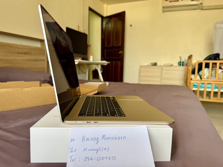 ขาย Macbook Air 15 นิ้ว สี Starlight ชิป M3  Key Eng สภาพสวย ใช้งานปกติ รูปที่ 3