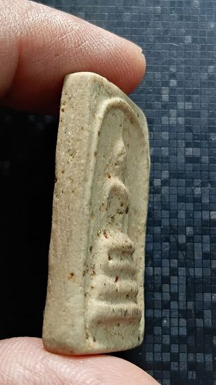 สมเด็จวัดระฆังพิมพ์กลาง ตามภาพ รูปที่ 4