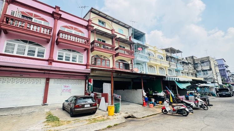 ไม่ใช่ ให้เช่าตึก 3 ชั้น ในย่านค้าขาย บางใหญ่ ซิตี้  รูปที่ 3