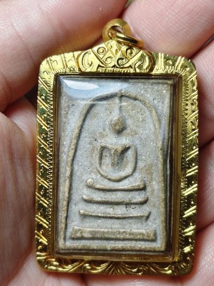 สมเด็จวัดระฆังพิมพ์ใหญ่พิมพ์เกศทะลุซุ้ม