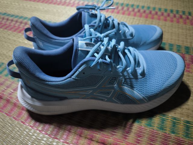 ฟ้า ผ้าใบ รองเท้าผ้าใบ UK 9 | EU 43 1/3 | US 9.5 รองเท้าวิ่งผู้ชาย ASICS : JOLT5 เบอร์ 43.5 ของแท้ (มือ 2 -เหมือนใหม่ (ใส่ครั้งเดียว)) ส่งฟรี