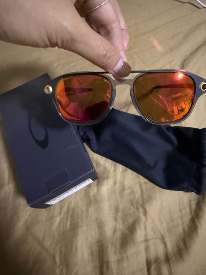 แว่นตา oakley