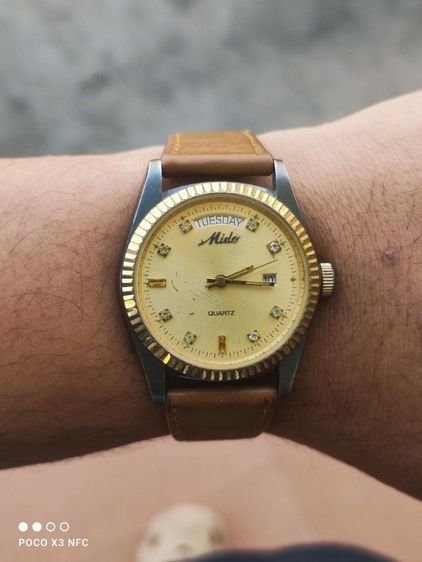 นาฬิกาทรงกัปตันเครื่องสวิส
 รูปที่ 3