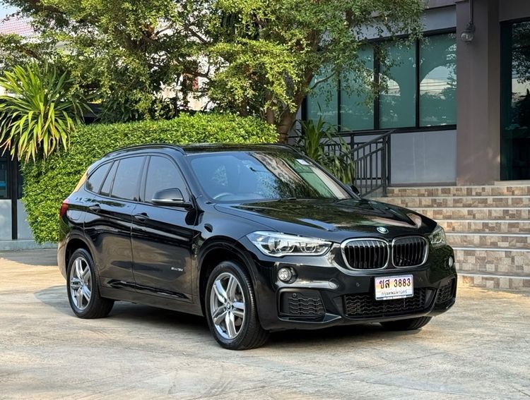 รถ BMW X1 2.0 sDrive18d M Sport สี ดำ