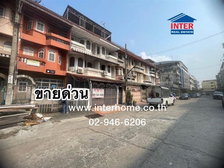 ทาวน์เฮ้าส์ 3 ชั้น 24.9 ตร.ว. หมู่บ้านฉัตรนครบางแค-บางบอน ซอยฉัตรนคร ซอย2 ถนนกัลปพฤษ์ ถนนเพชรเกษม-กาญจนาภิเษก ถนนบางบอน1 เขตบางแค กรุงเทพ