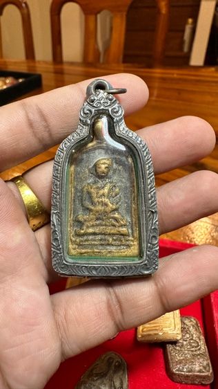 ปล่อยพระค่ะ