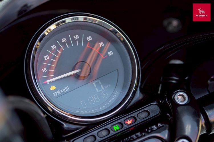 Harley Davidson Roadster1200 Clubstyle ปี2020 วิ่ง13,000Mi.  รูปที่ 5