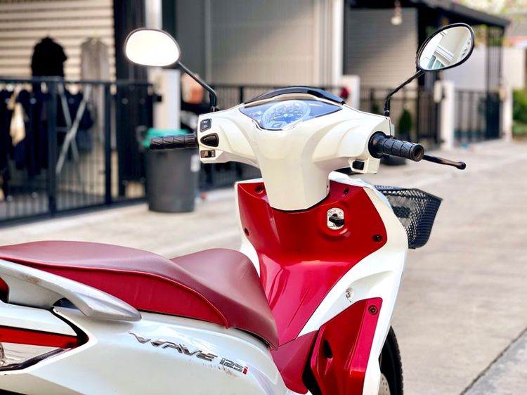 ขาย HONDA WAVE 125i ปี2020 สตาร์ทมือ ตัวท็อปล้อแม็ก ที่บ้านใช้เองครับ คุณป้าขับไปซื้อของที่ตลาดเช้า-เย็นเองครับ ภาษี68 รูปที่ 9