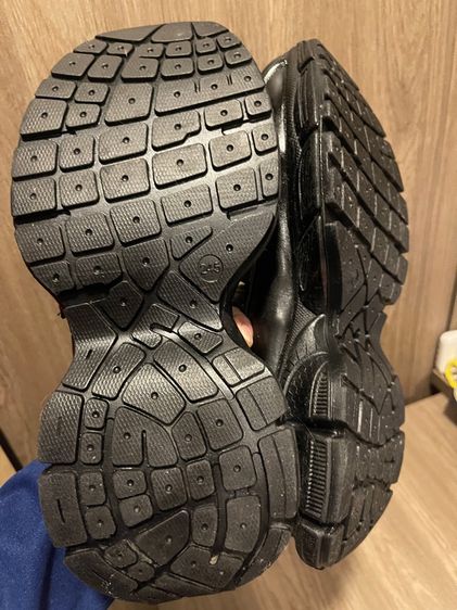 รองเท้า รูปที่ 4