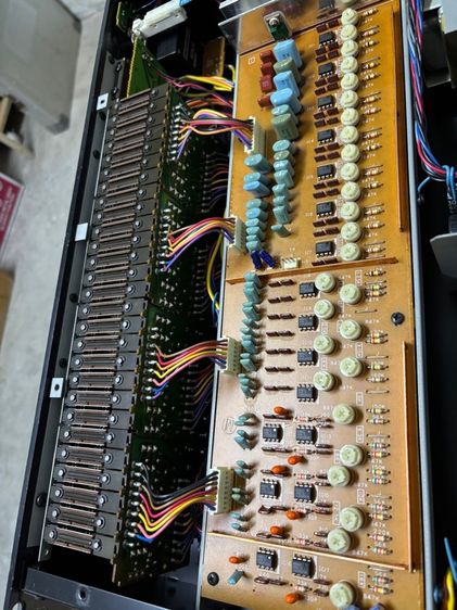  EQUALIZER YAMAHA JAPAN สภาพสวยงามรุ่นใหญ่เสียงไม่ธรรมดาครับมีหม้อแปลง220 ให้พร้อมสนใจเชิญครับ ราคาต่อคู่ครับ (เหลือใช้ครับ ) รูปที่ 3