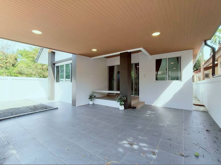 ตกแต่งครบ ใช่ บ้านชั้นเดียว หลังมุมใน หมู่บ้านเพ็ญศิริเพลส รูปที่ 2