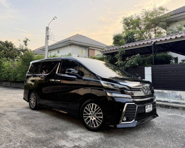 Toyota Vellfire 2016 2.5 Van เบนซิน เกียร์อัตโนมัติ ดำ รูปที่ 2