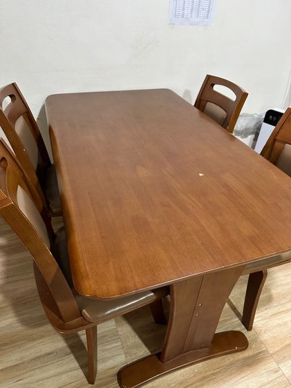 โต๊ะทานข้าว เก้าอี้หมุนได้ 360