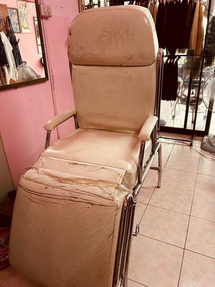 เตียงต่อขนตา