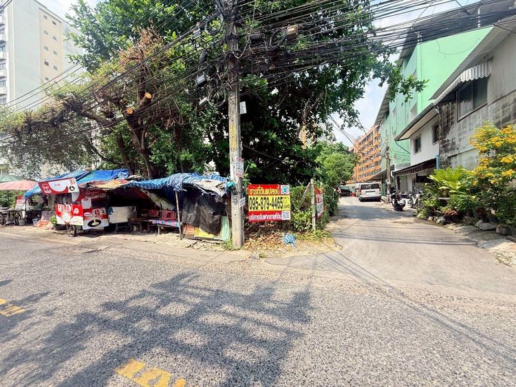 ขายที่ดินทำเลดี 570 ตรว ติดถนนคอนกรีต แปลงมุม ซ.ลาดพร้าว 87แยก7 เขตวังทองหลาง กรุงเทพ รูปที่ 2