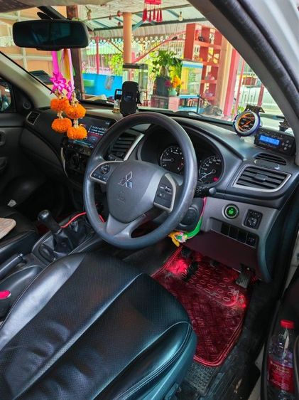 Mitsubishi Triton 2016 All New Mega Cab 2.5 GLX Pickup ดีเซล เกียร์ธรรมดา ขาว รูปที่ 3