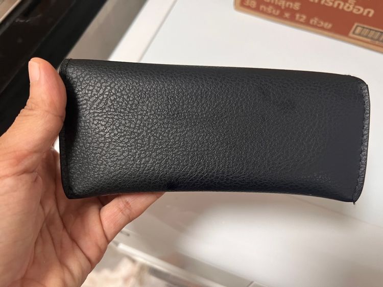 กล่องแว่น Ray-Ban Aviator เป็นแว่น RayBan เป็นรุ่นคลาสสิกและเป็นที่นิยมที่สุด รูปที่ 4