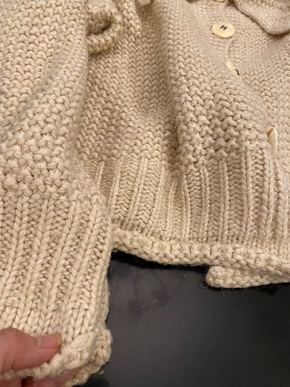 ชาแนล (ติดจองค่ะ)เสื้อไหมพรมถัก สภาพใหม่เอี่ยม รูปที่ 9