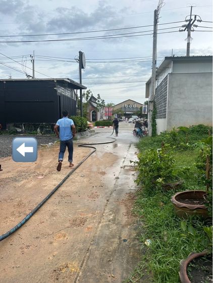 อาคารพร้อมลานจอดรถ รูปที่ 3