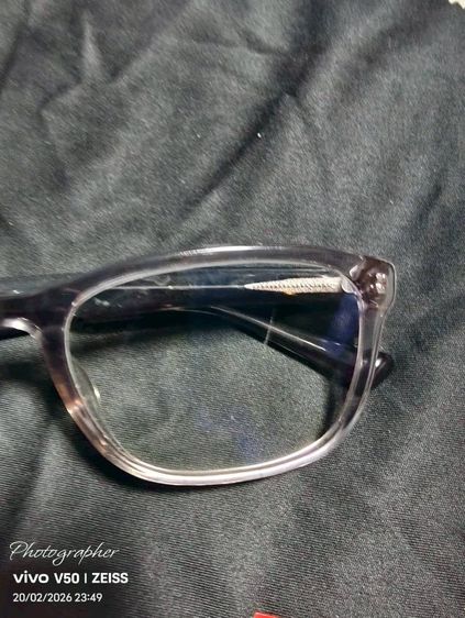 Rayban กรอบเทา เลนส์สายตายาว 275 เลนส์ auto สภาพดี เลนส์ ซ้ายมีรอยนิดนึง ขาย 1700 บาทรวมส่งครับ รูปที่ 2