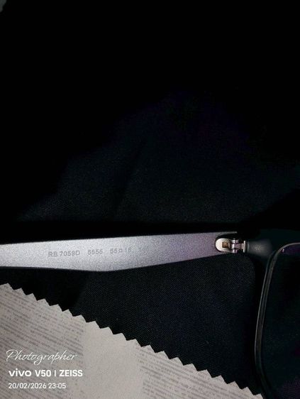 กรอบแว่น rayban พร้อมเลนส์สายตายาว 275    เลนส์เปลี่ยนสีauto สภาพดี ขาย 2000 บาทรวมส่งครับ รูปที่ 3