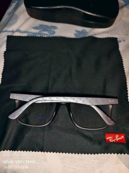 กรอบแว่น rayban พร้อมเลนส์สายตายาว 275    เลนส์เปลี่ยนสีauto สภาพดี ขาย 2000 บาทรวมส่งครับ รูปที่ 2