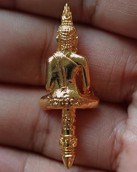 พระยอดธง วิสุทธิญาณ หลวงพ่อสมเชาย วัดเขาสุกิม รุ่นสร้างเจดีย์ พิมพ์เสาเหลี่ยม-เสากลม กะไหล่ทอง ปี 2536 รูปที่ 2