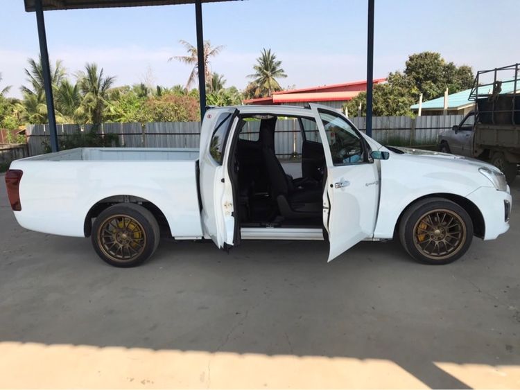 Isuzu D-MAX 2019 1.9 S Pickup ดีเซล ไม่ติดแก๊ส เกียร์ธรรมดา ขาว รูปที่ 3